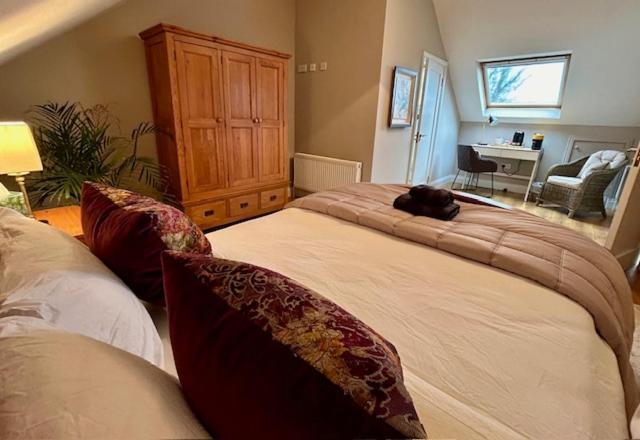 The Lodge, Monkstown Monkstown  Экстерьер фото